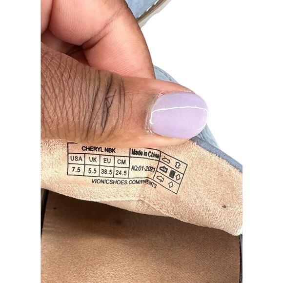 Vionic Light Blue Academia Preppy Cheryl Platform Supportive Loafer Size 7 1/2 - Picture 2 of 10